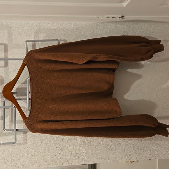 On 12th Cropped - Picture 2 of 12